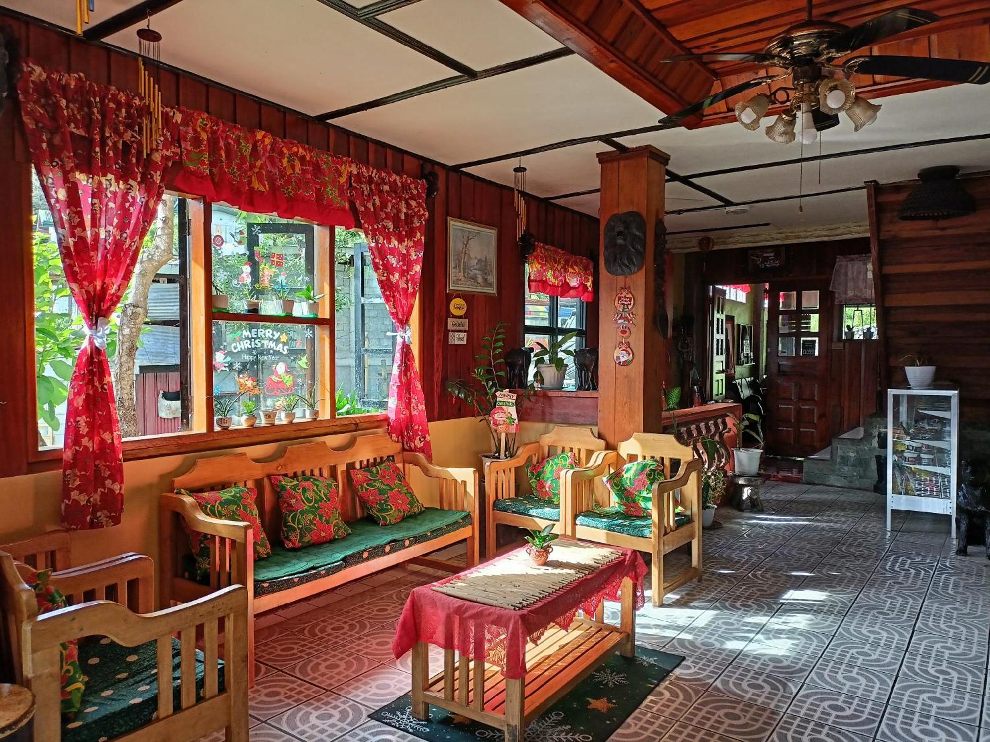 Las Vegas Lodge And Restaurant Banaue Bagian luar foto